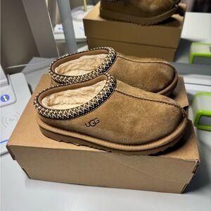 KIDS UGG Tan Suede Tasman